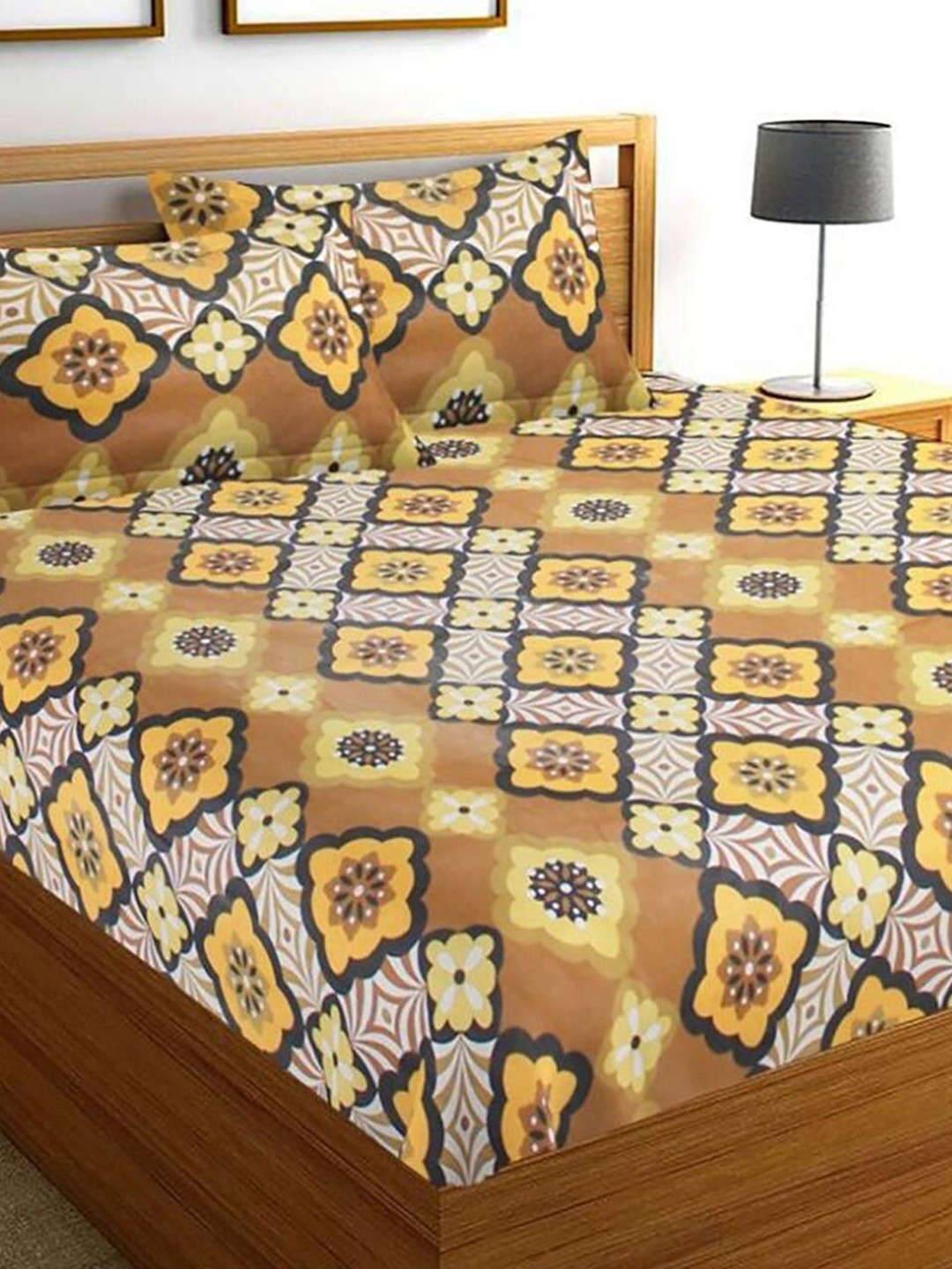 

HOMETALES Brown & White Ethnic Motifs Cotton 144 TC King Bedsheet With 2 Pillow Covers