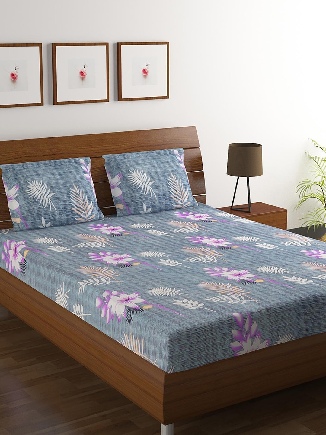 

HOMETALES Grey & White Floral 120 TC King Bedsheet with 2 Pillow Covers