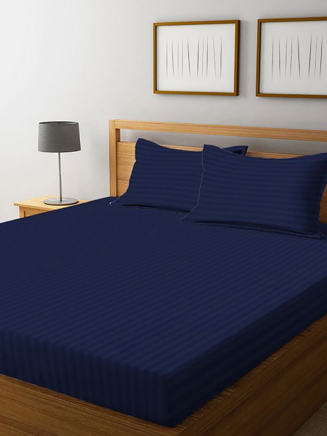 

HOMETALES Navy Blue Striped 120 TC King Bedsheet with 2 Pillow Covers