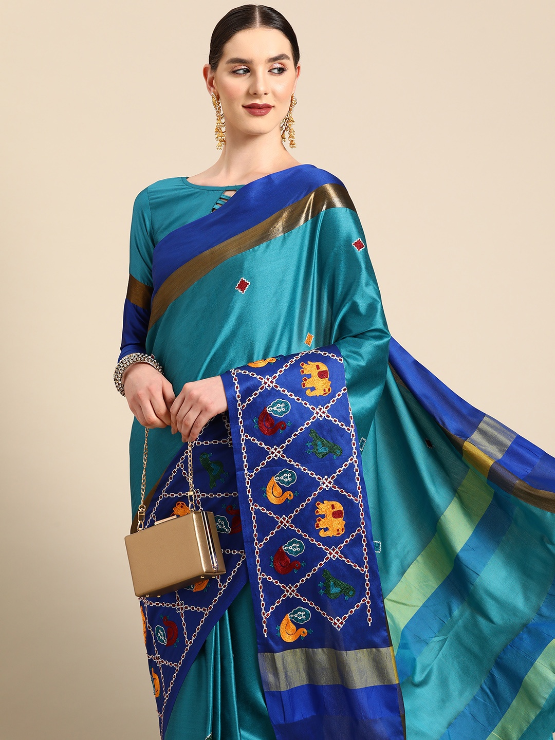 

SERONA FABRICS Silk Cotton Woven Design Embroidered Patola Saree With Blouse Piece, Turquoise blue