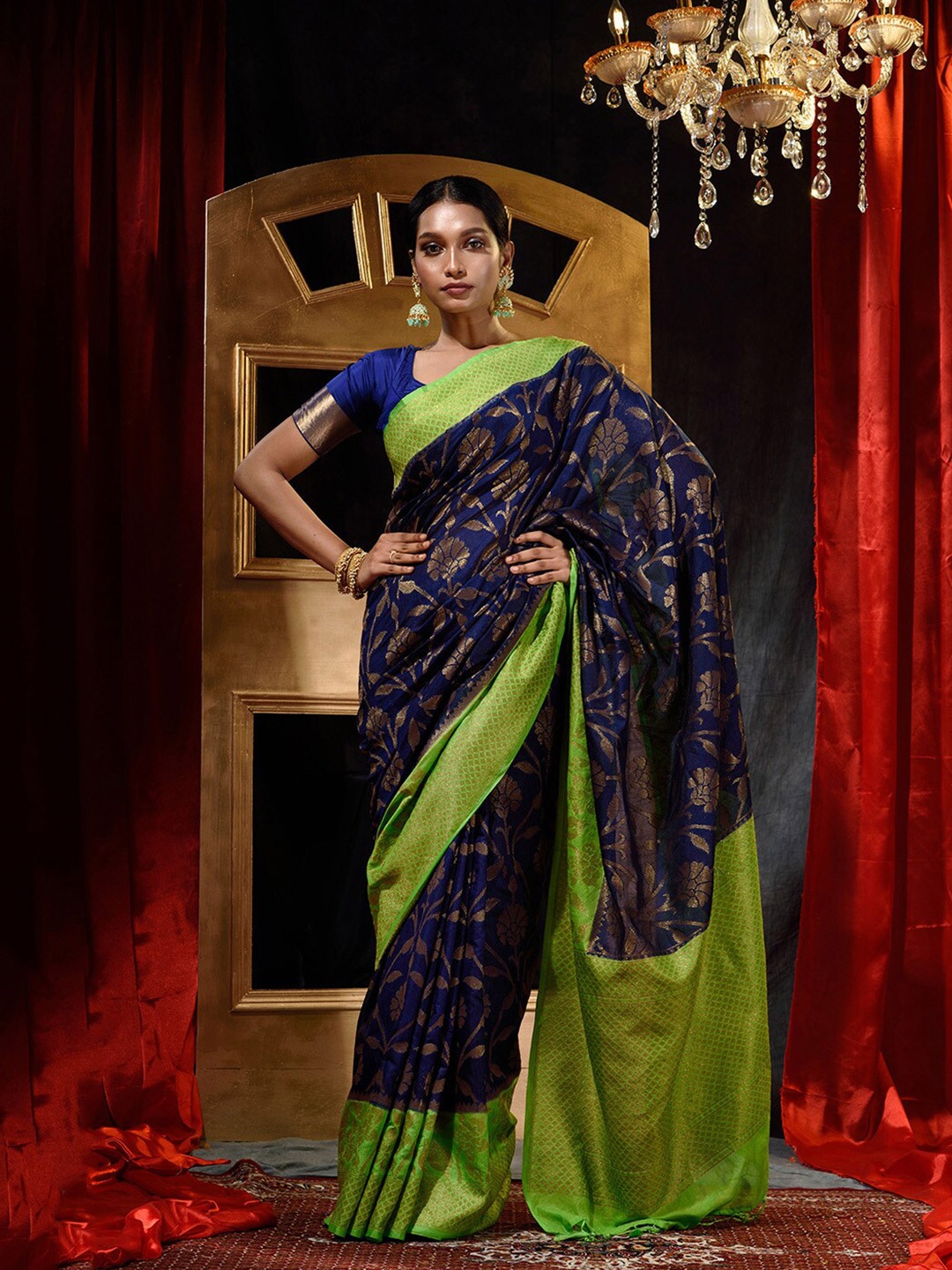 

HOUSE OF BEGUM Floral Woven Design Zari Saree, Navy blue