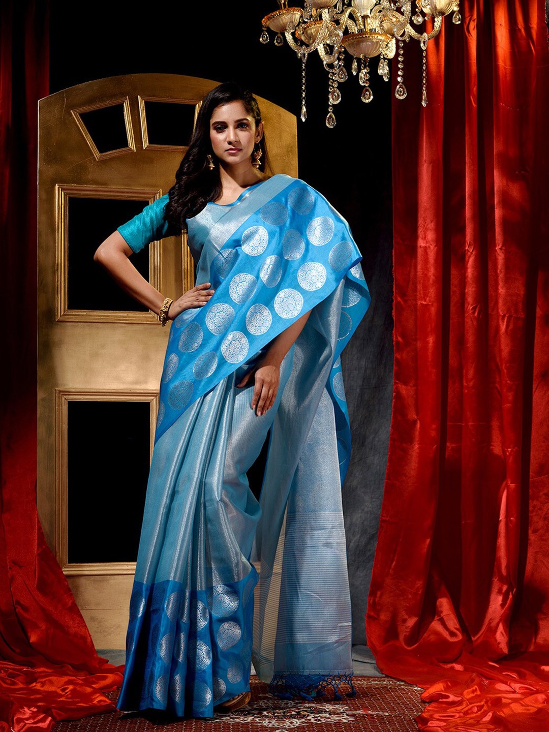 

HOUSE OF BEGUM Ethnic Motifs Woven Design Zari Tissue Banarasi Saree, Blue