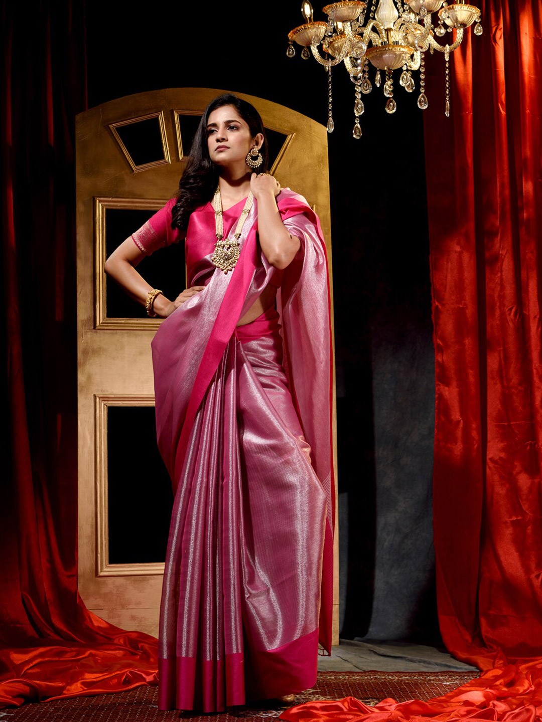 

HOUSE OF BEGUM Ethnic Motifs Woven Design Zari Saree, Pink