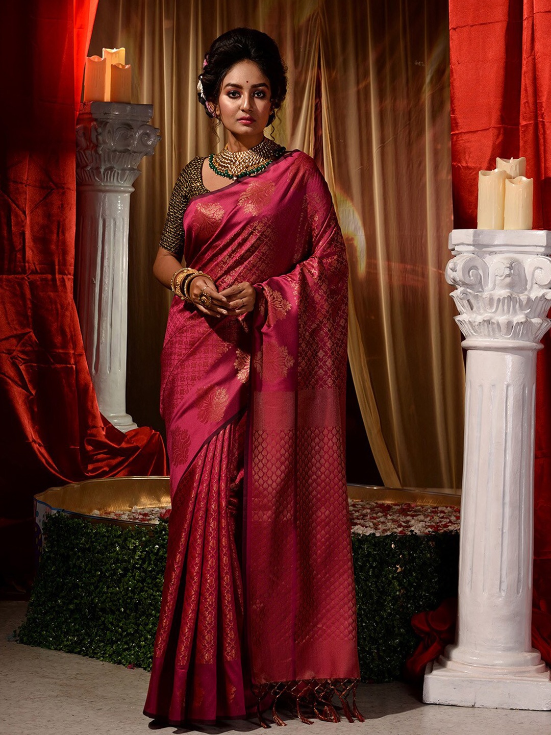 

HOUSE OF BEGUM Ethnic Motifs Woven Design Zari Saree, Pink