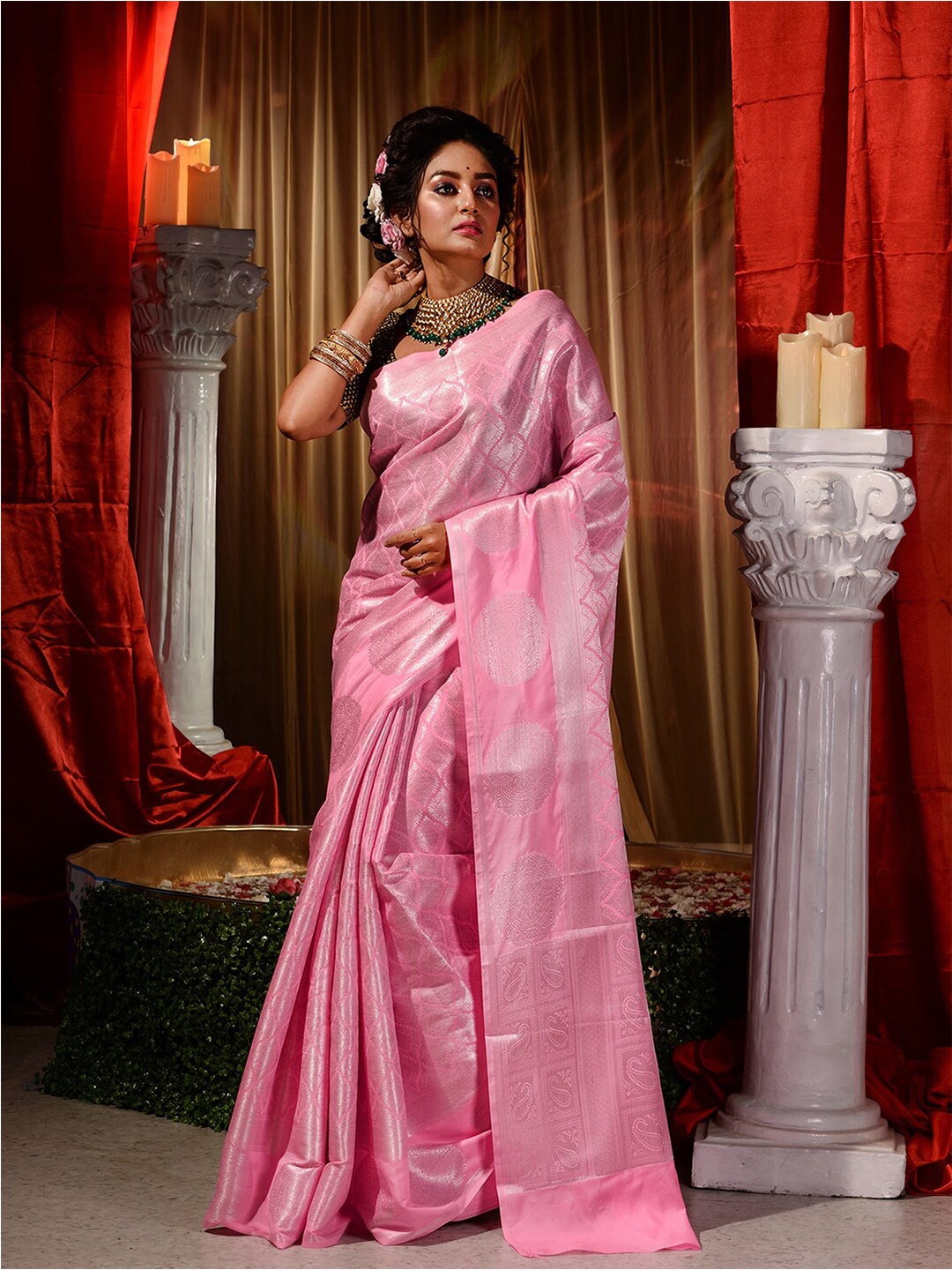 

HOUSE OF BEGUM Woven Design Zari Banarasi Saree, Pink