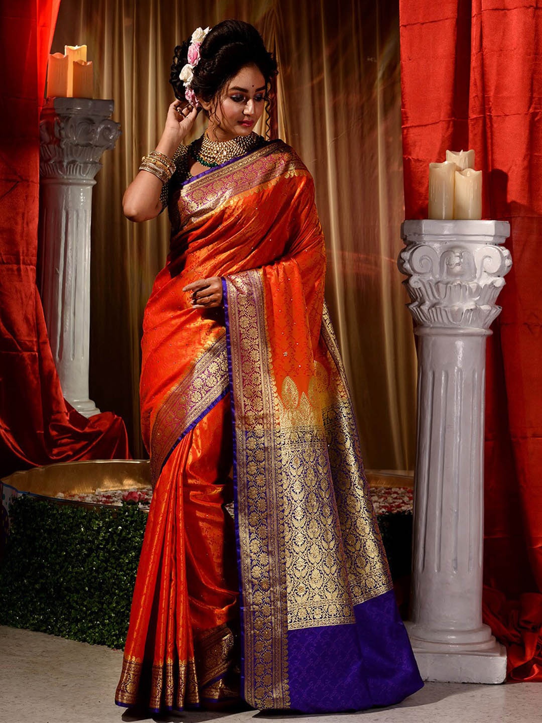 

HOUSE OF BEGUM Woven Design Zari Banarasi Saree, Orange