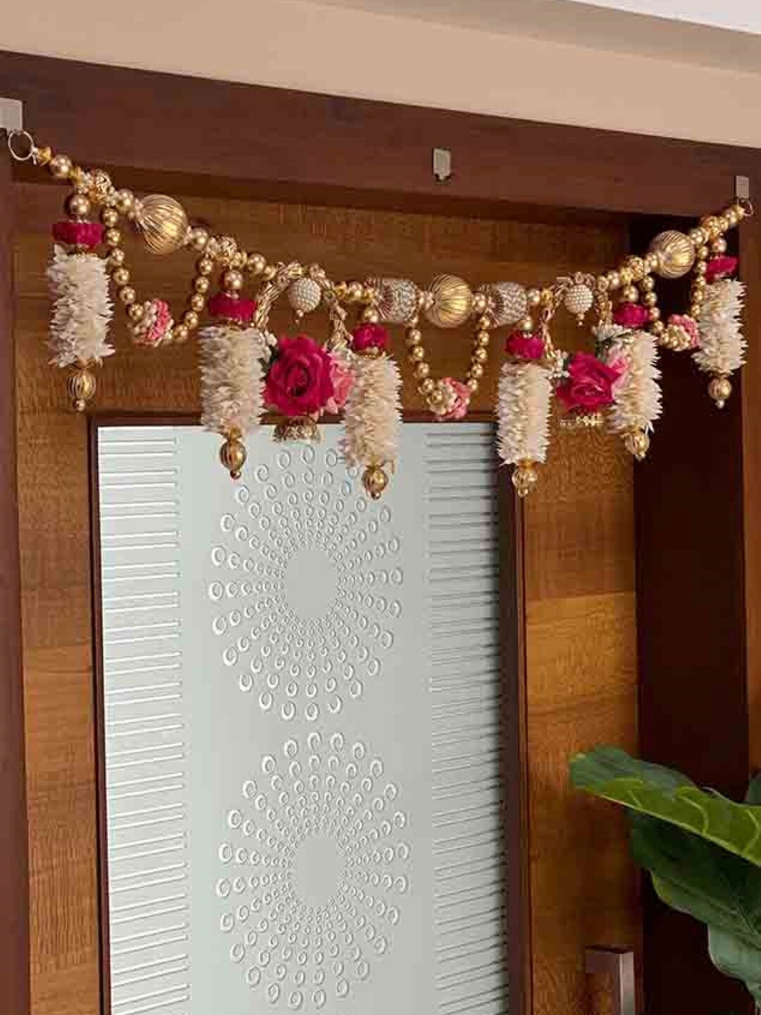 Mason Home Beige & Pink Festive Floral Toran
