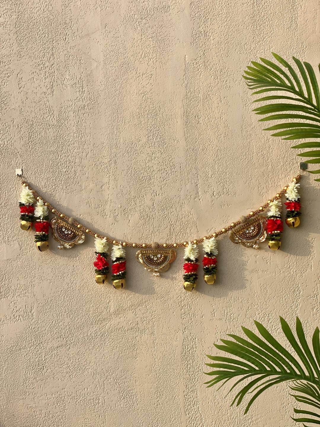 

Mason Home White & Red Artificial Flower Toran