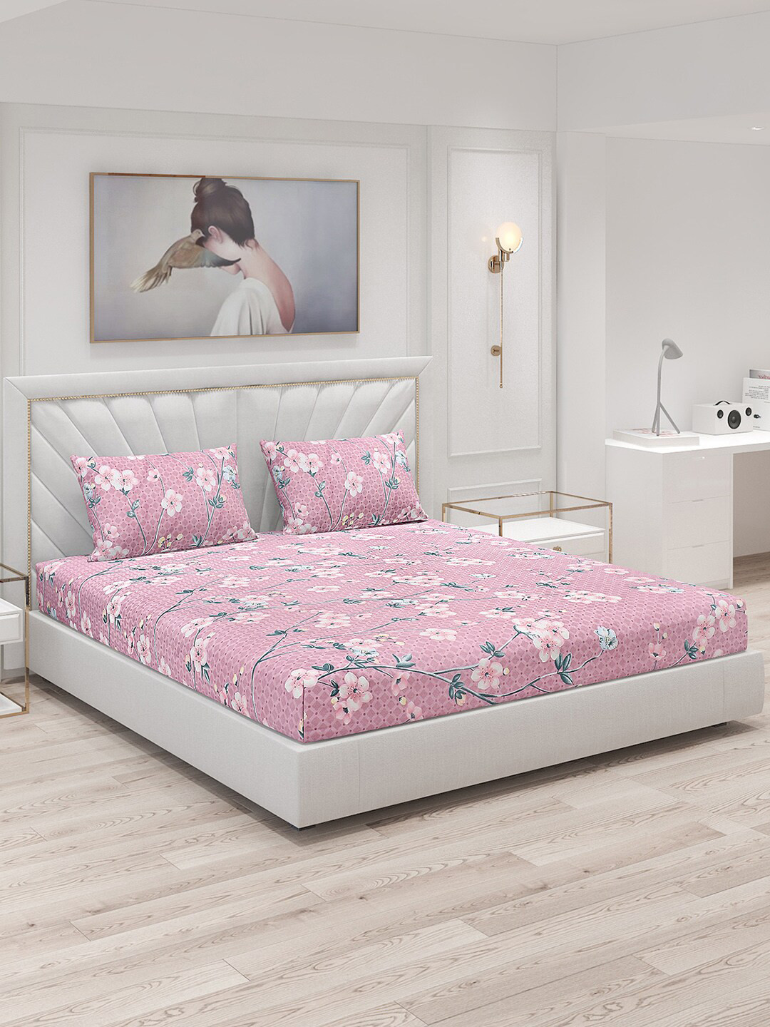 

Monte Carlo Pink & Green Floral 120 TC King Bedsheet With 2 Pillow Covers
