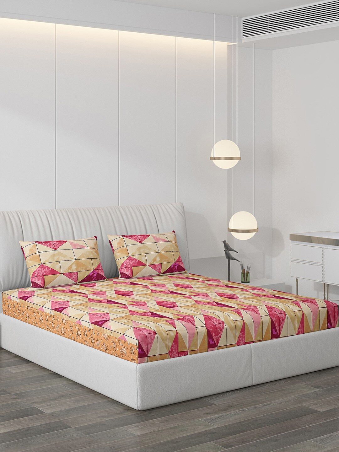 

Monte Carlo Baizo Mustard Yellow & Pink 120 TC King Bedsheet with 2 Pillow Covers