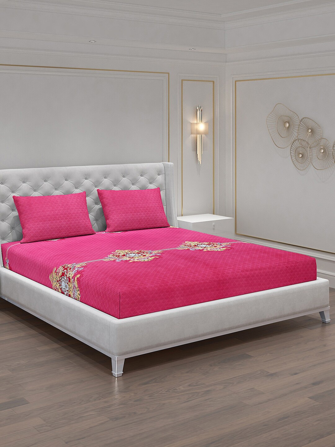 

Monte Carlo Pink & Brown Ethnic Motifs Polyester 120 TC King Bedsheet With 2 Pillow Covers