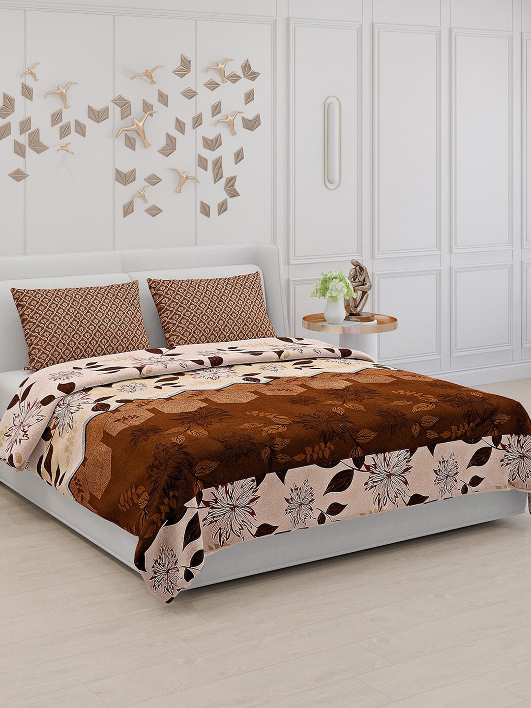 

Monte Carlo Brown & Peach-Coloured Floral 130 TC King Bedsheet With 2 Pillow Covers