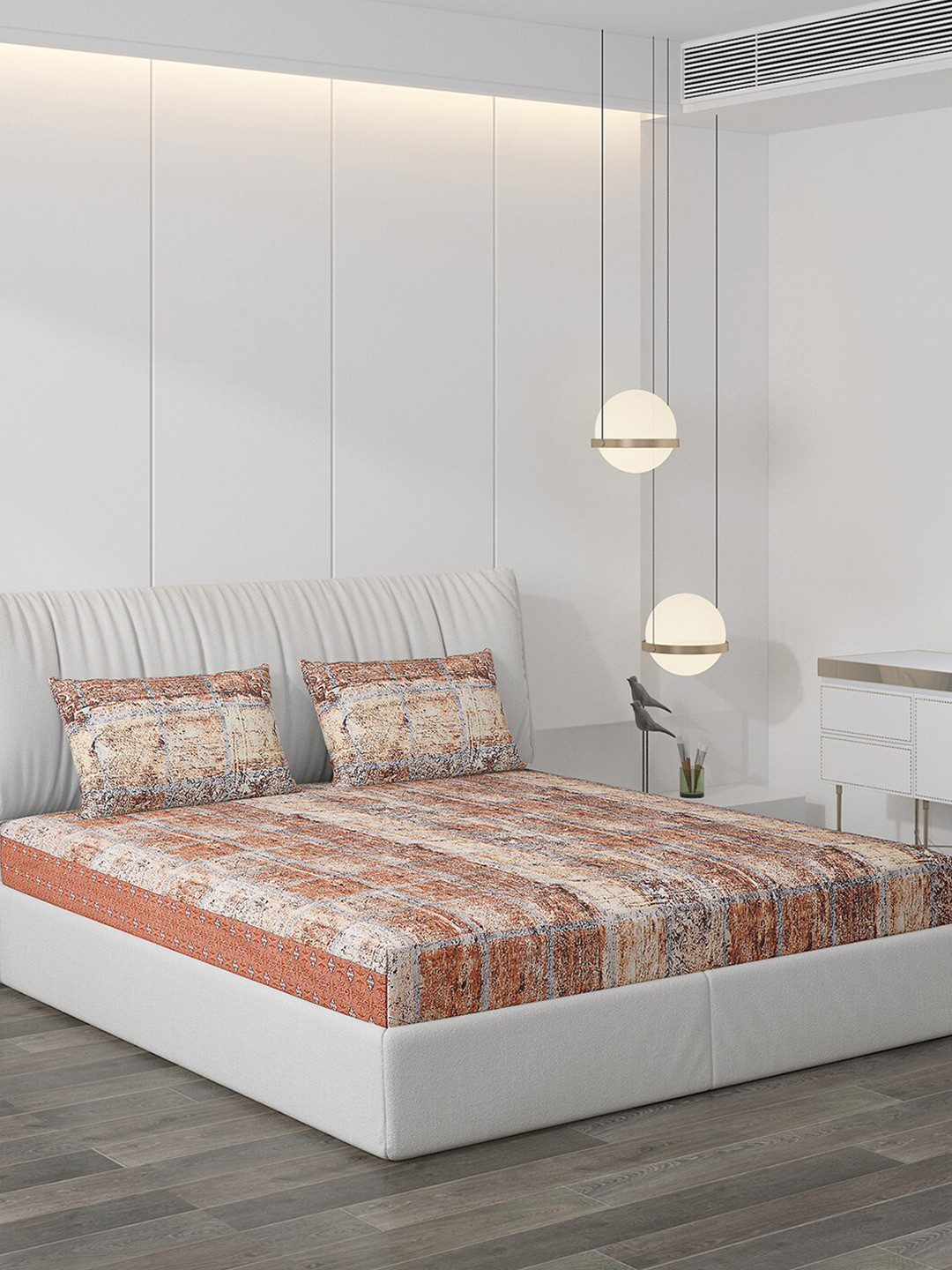 

Monte Carlo Baizo Brown & White 120 TC King Bedsheet with 2 Pillow Covers