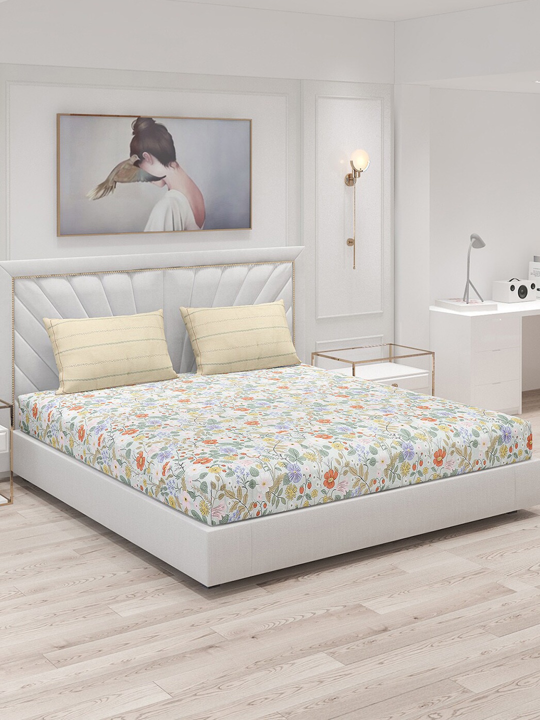 

Monte Carlo Blue & Orange Floral Cotton 210 TC King Bedsheet With 2 Pillow Covers