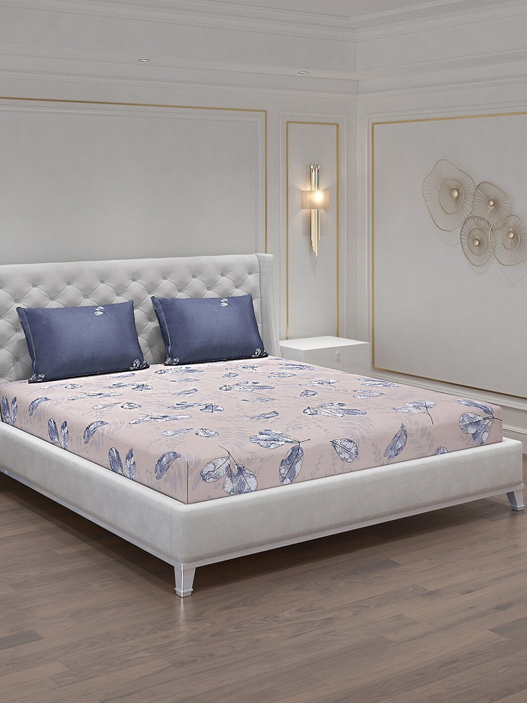 

Monte Carlo Beige & Blue Floral 130 TC King Bedsheet With 2 Pillow Covers