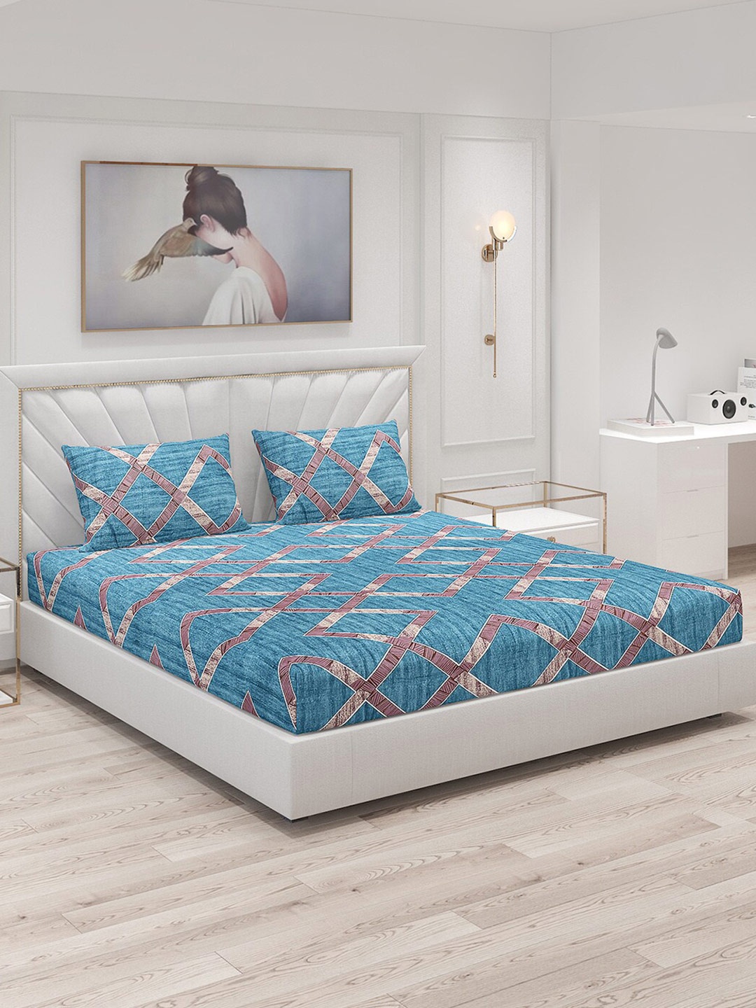 

Monte Carlo Magnum Teal Blue & Purple Geometric 120 TC King Bedsheet with 2 Pillow Covers