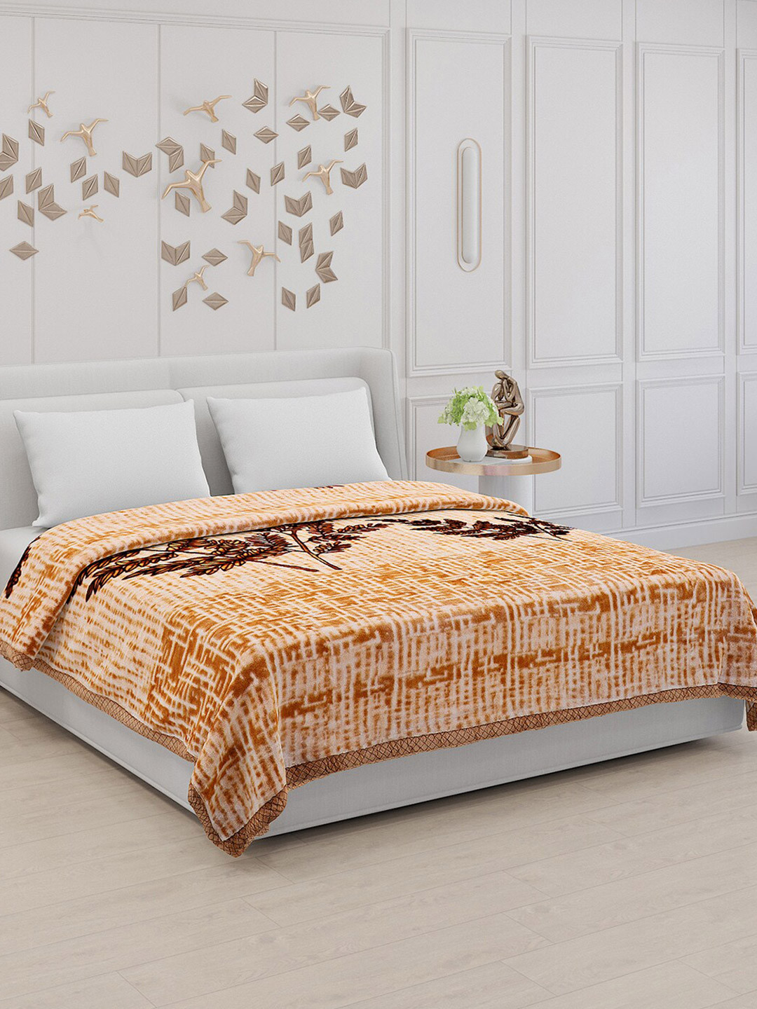 

Monte Carlo Beige & Brown Floral Mild Winter Double Bed Blanket