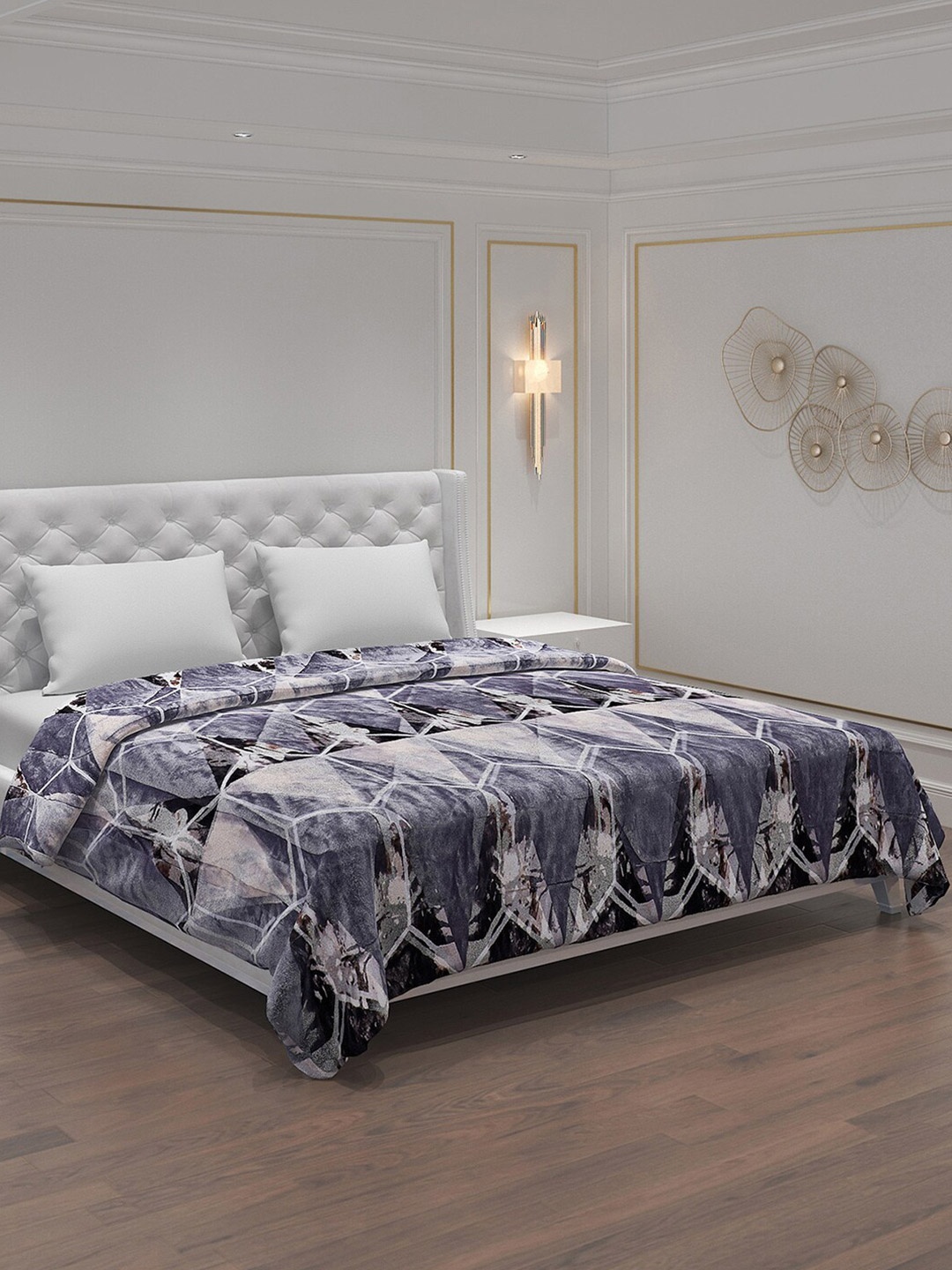 

Monte Carlo Grey & White AC Room Microfiber Double Bed Comforter