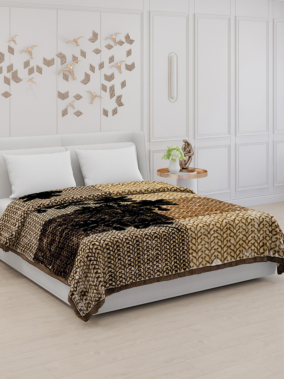 

Monte Carlo Brown & Cream-Coloured Ethnic Motifs Mild Winter Double Bed Blanket