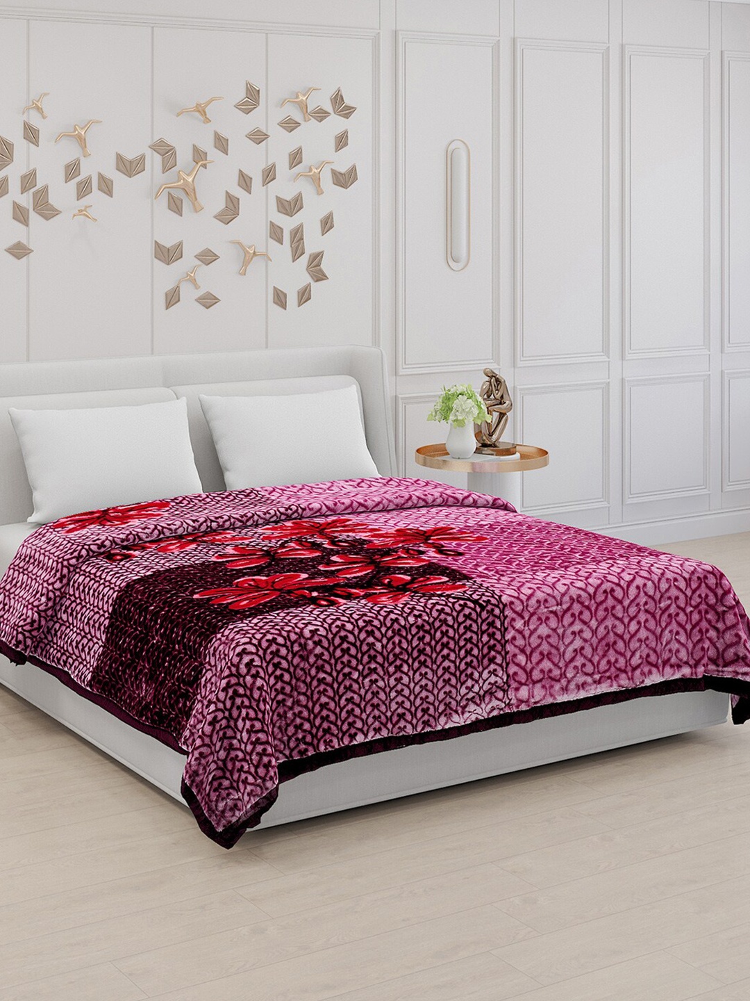 

Monte Carlo Purple & Red Floral Mild Winter Double Bed Blanket