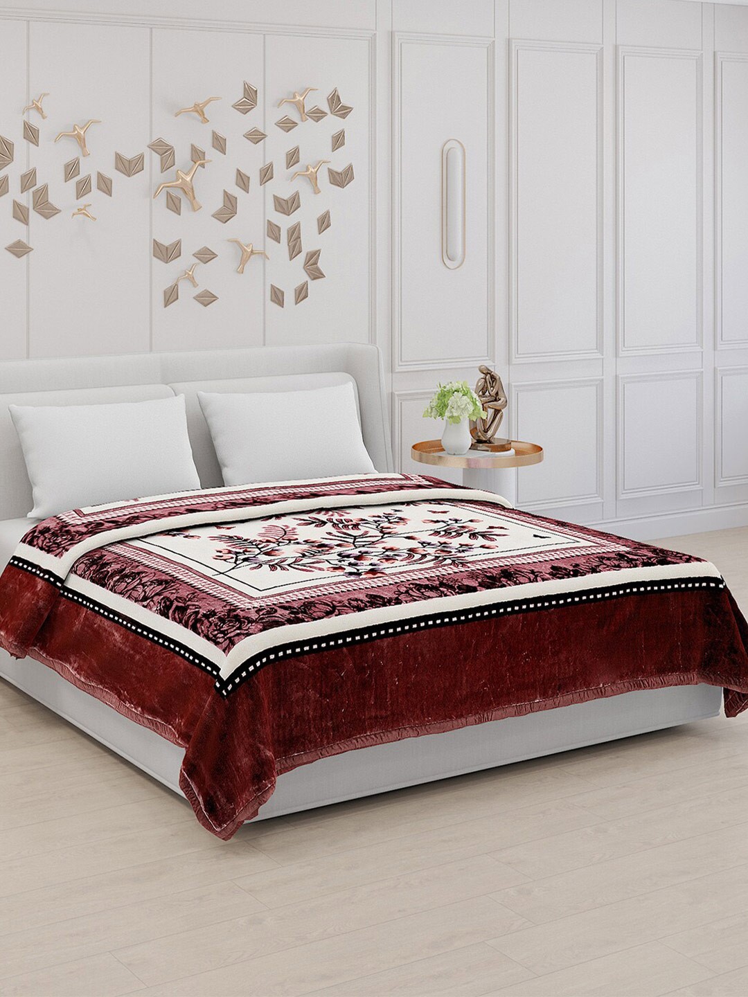 

Monte Carlo Brown & Pink Floral 1000 GSM Mild Winter Double Bed Blanket