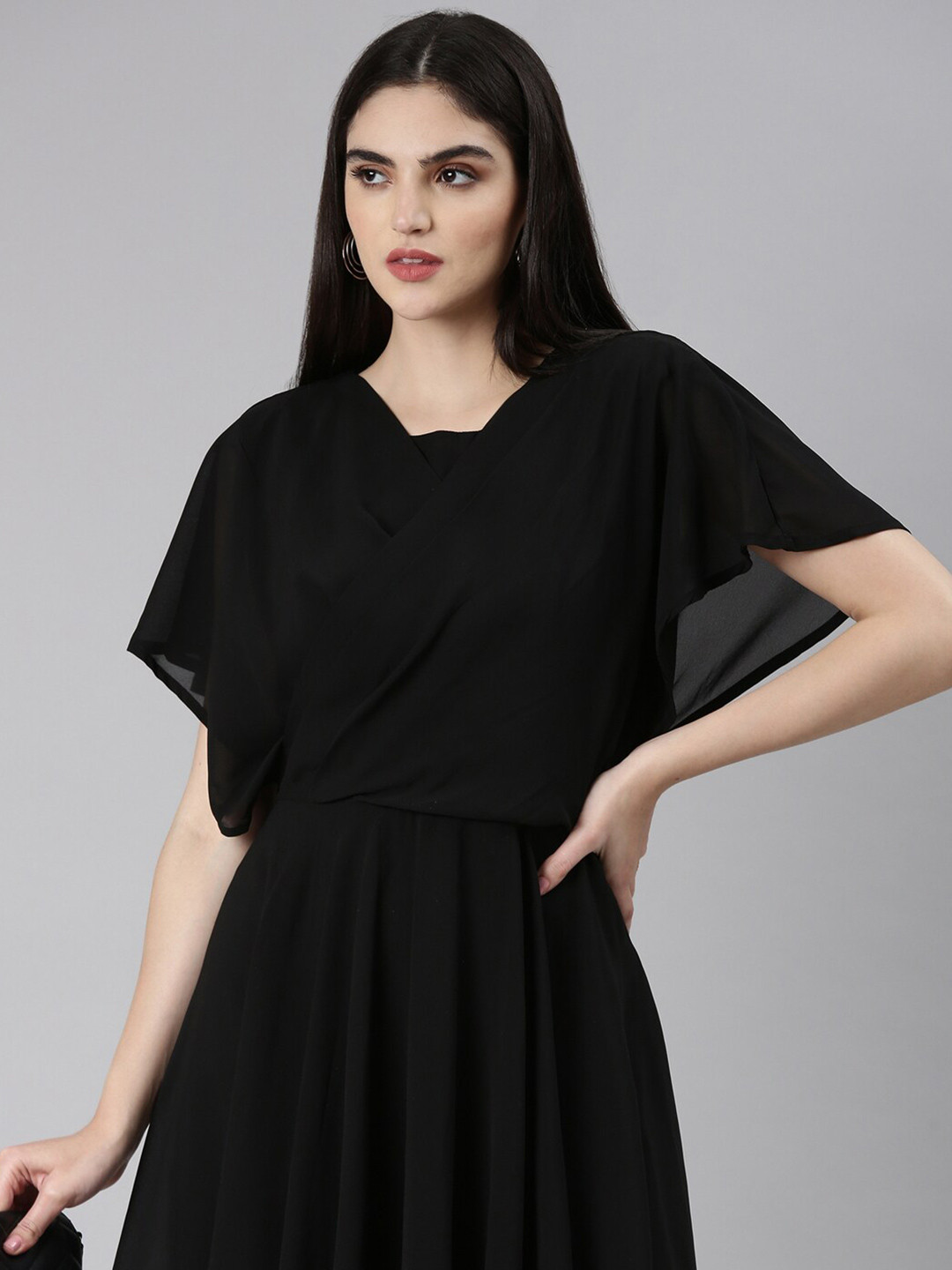 

SHOWOFF V-Neck Flared Sleeves Fit & Flare Dress, Black