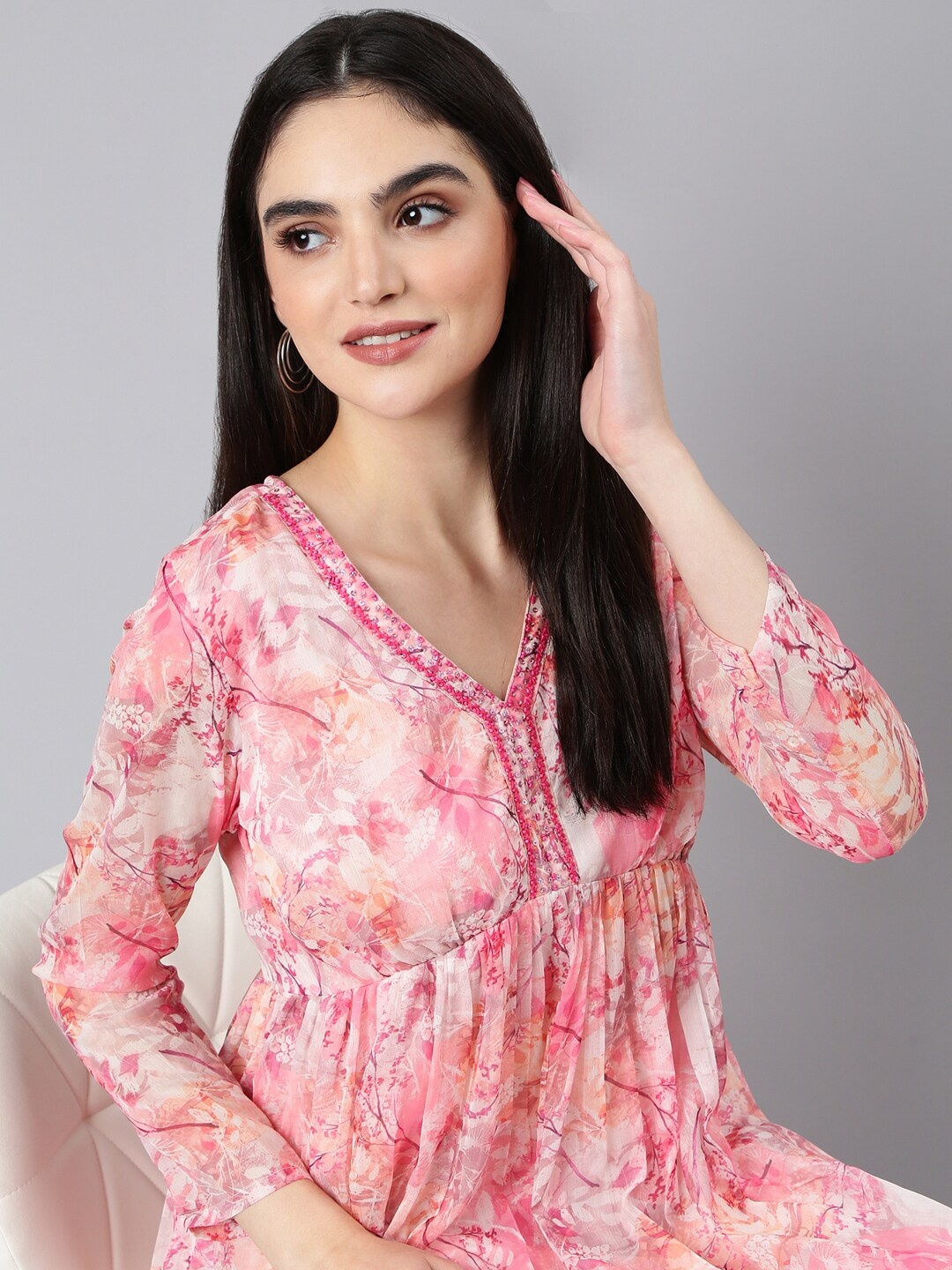 

SHOWOFF Floral Printed Sequinned Chiffon Empire Dress, Pink