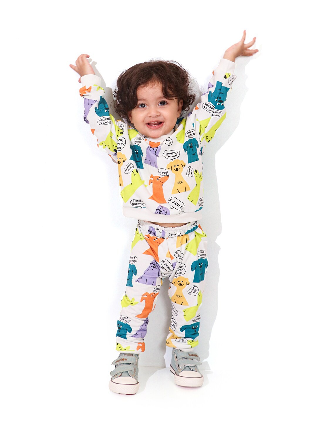 

Whistle & Hops Boys Printed Pure Cotton T-shirt With Pyjamas, White