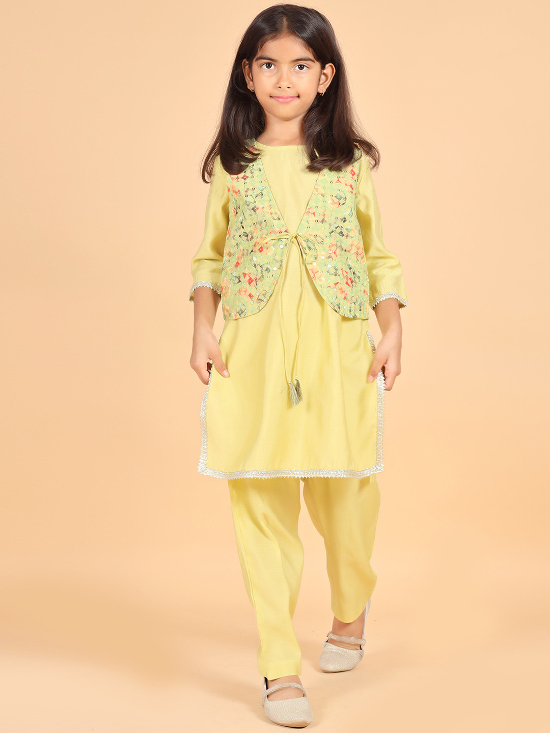 

misbis Girls Regular Gotta Patti Kurta with Trousers & Jacket, Yellow