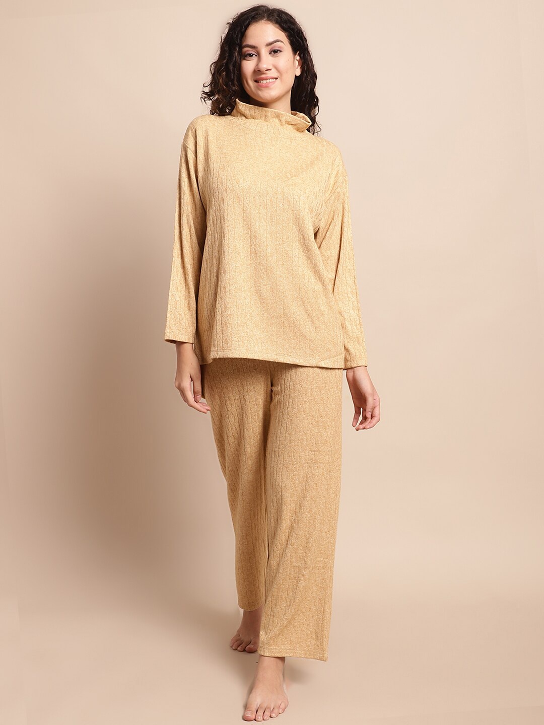 

Kanvin Top And Pyjama Night Suit, Beige