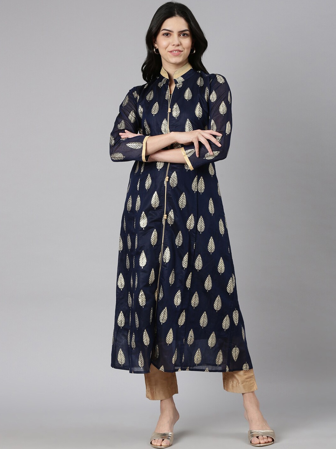 

Souchii Floral Printed Chanderi Silk A Line Kurta, Navy blue