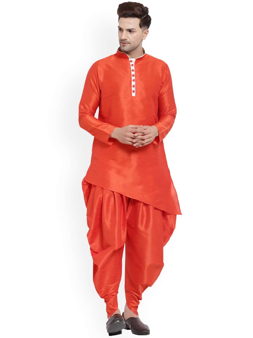 

Sydney Heights Mandarin Collar Kurta With Dhoti Pants, Orange