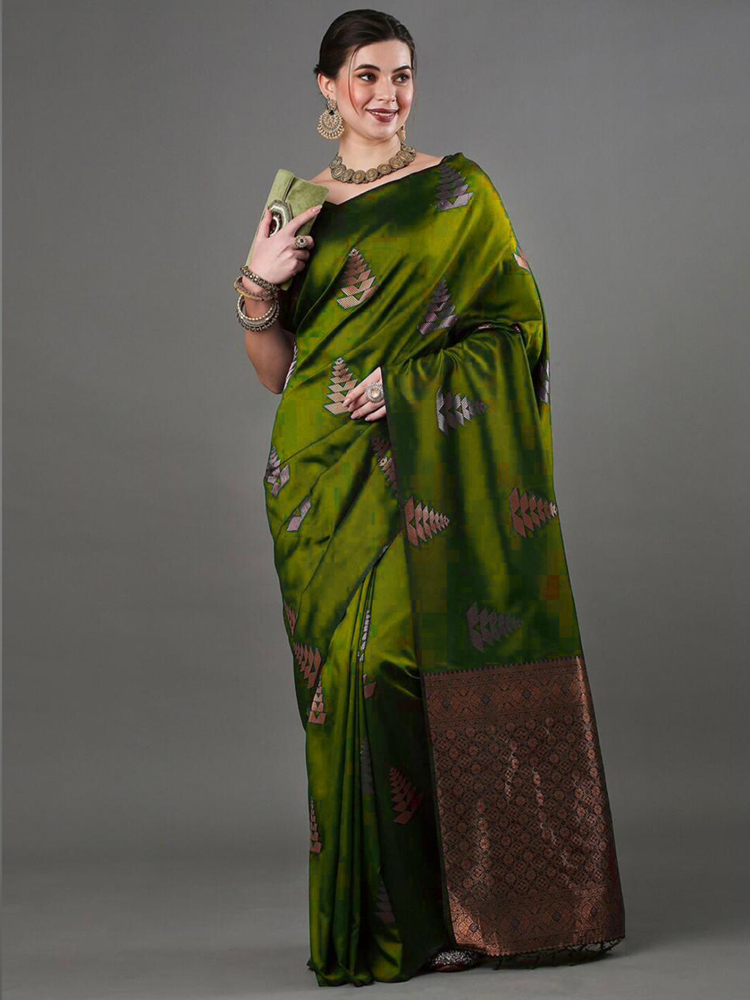 

MORLY Ethnic Motif Woven Design Zari Kanjeevaram Saree, Olive