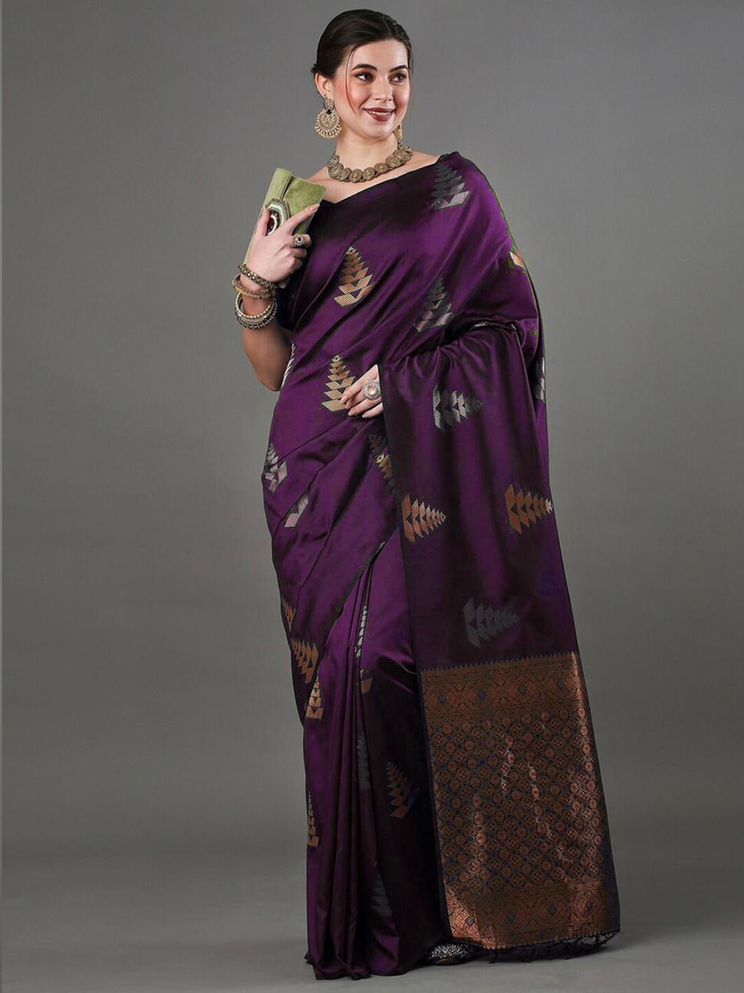 

MORLY Ethnic Motif Woven Design Zari Kanjeevaram Saree, Purple