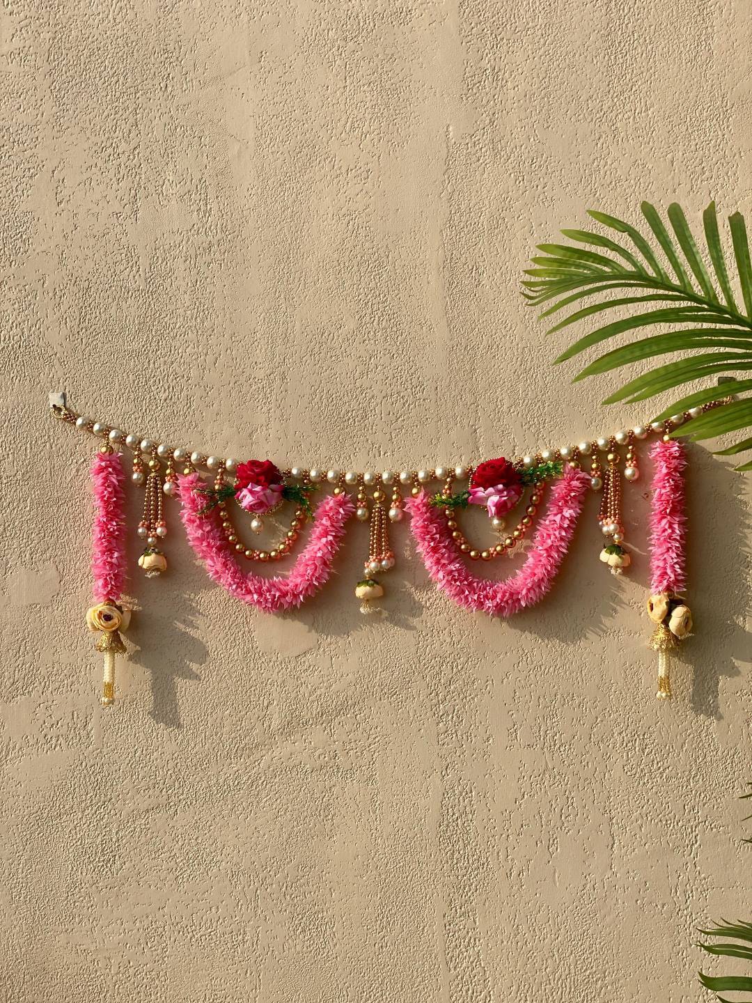 

Mason Home Pink Artificial Flower Toran