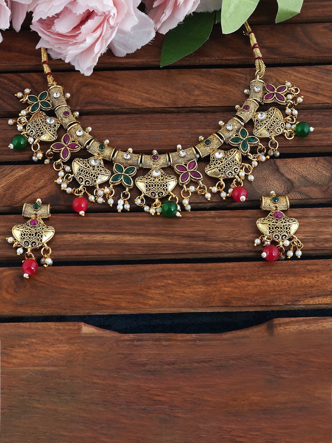 

MANSIYAORANGE Gold-Plated Kundan-Studded & Artificial Beaded Jewellery Set