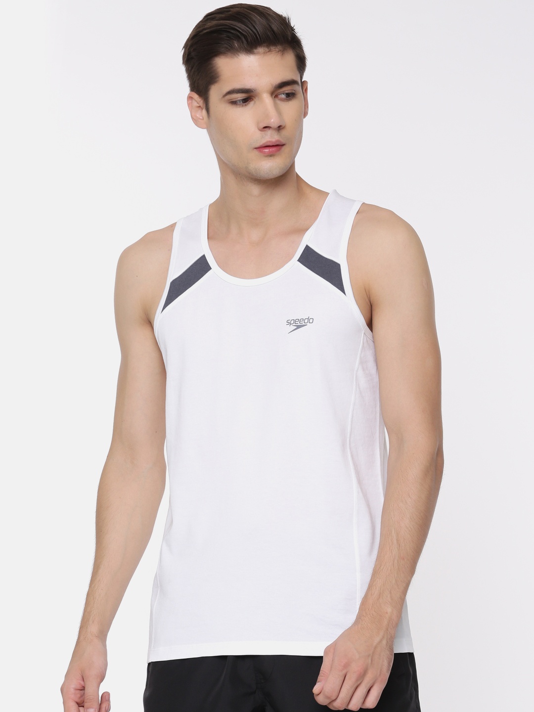 

Speedo Men White Solid Round Neck T-shirt