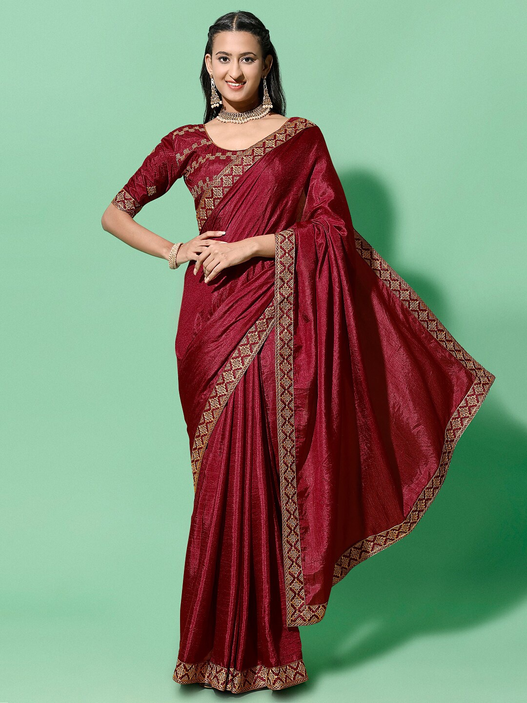 

Mitera Red & Gold-Toned Embroidered Silk Cotton Saree