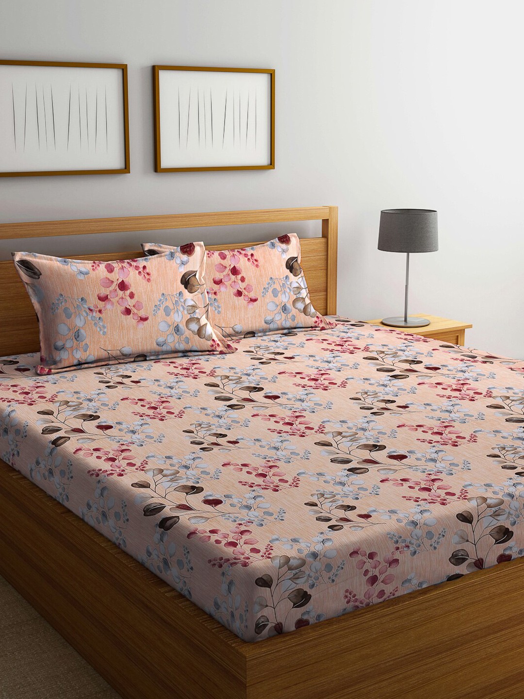 

FABINALIV Mauve & Brown Floral Printed 300 TC King Bedsheet with 2 Pillow Covers