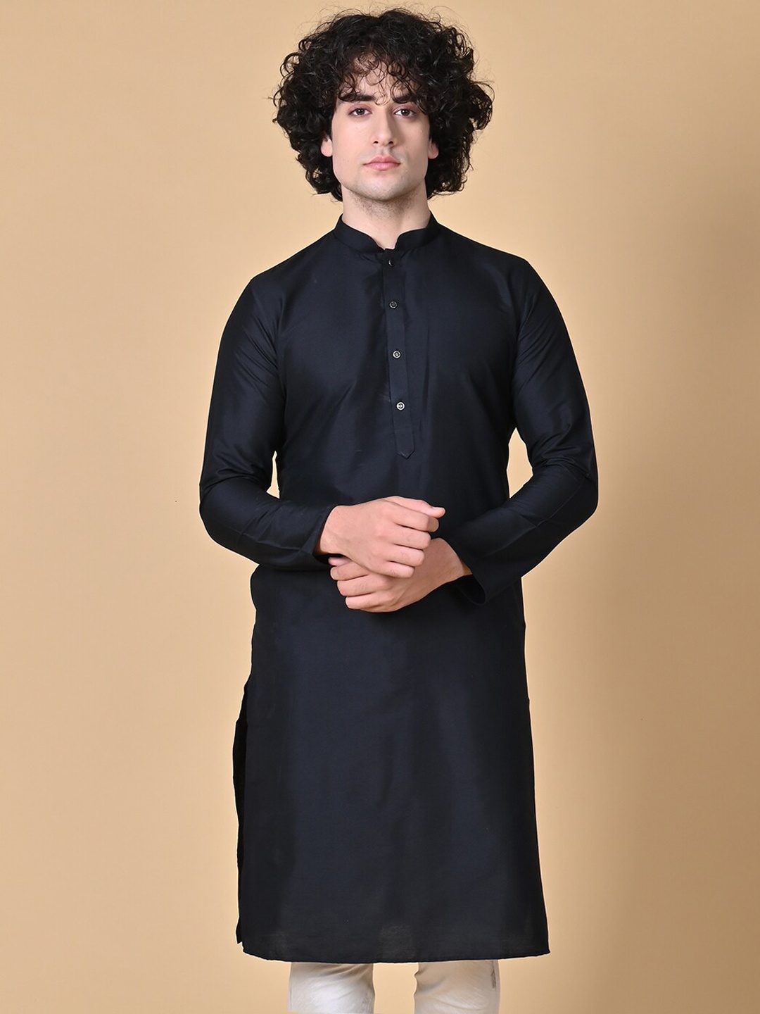 

MAAHI FABS Mandarin Collar Jacquard Straight Kurta, Black