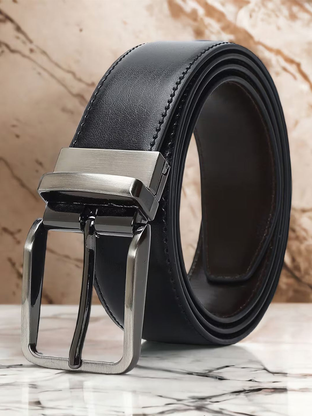 

The Roaster Lifestyle Co. Men Black Textured Slim Leather Belt