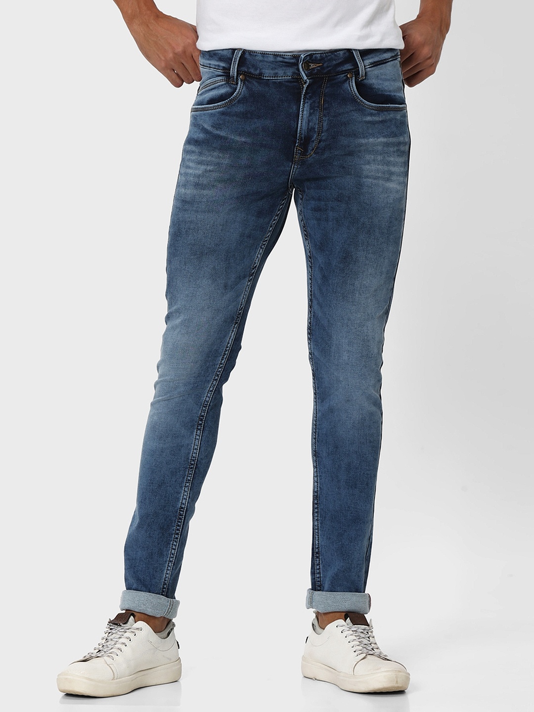 

Mufti Men Skinny Fit Mid-Rise Light Fade Clean Look Stretchable Jeans, Blue