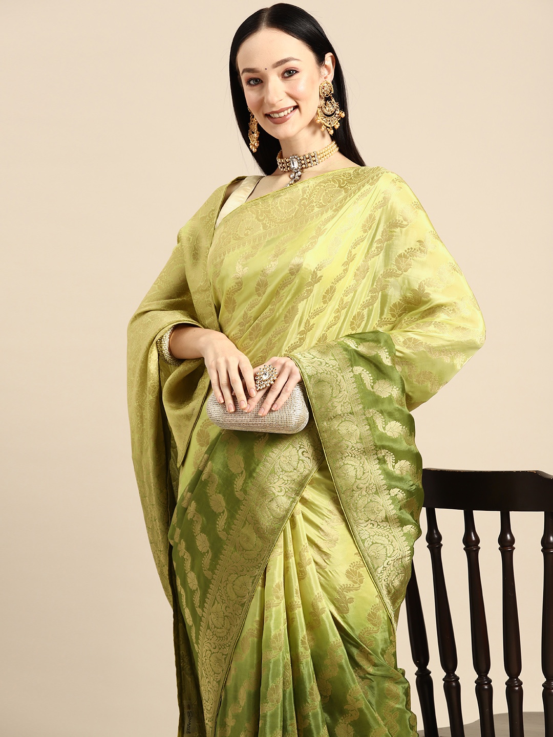 

Simaaya Woven Design Ethnic Motifs Zari Saree, Green