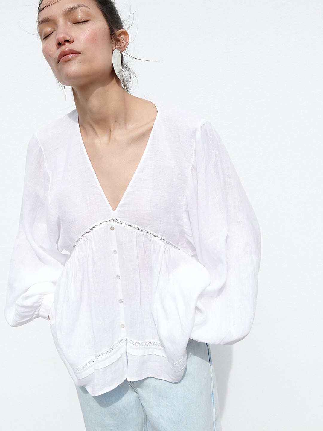 

LULU & SKY Cotton V-Neck Puff Sleeves Top, White