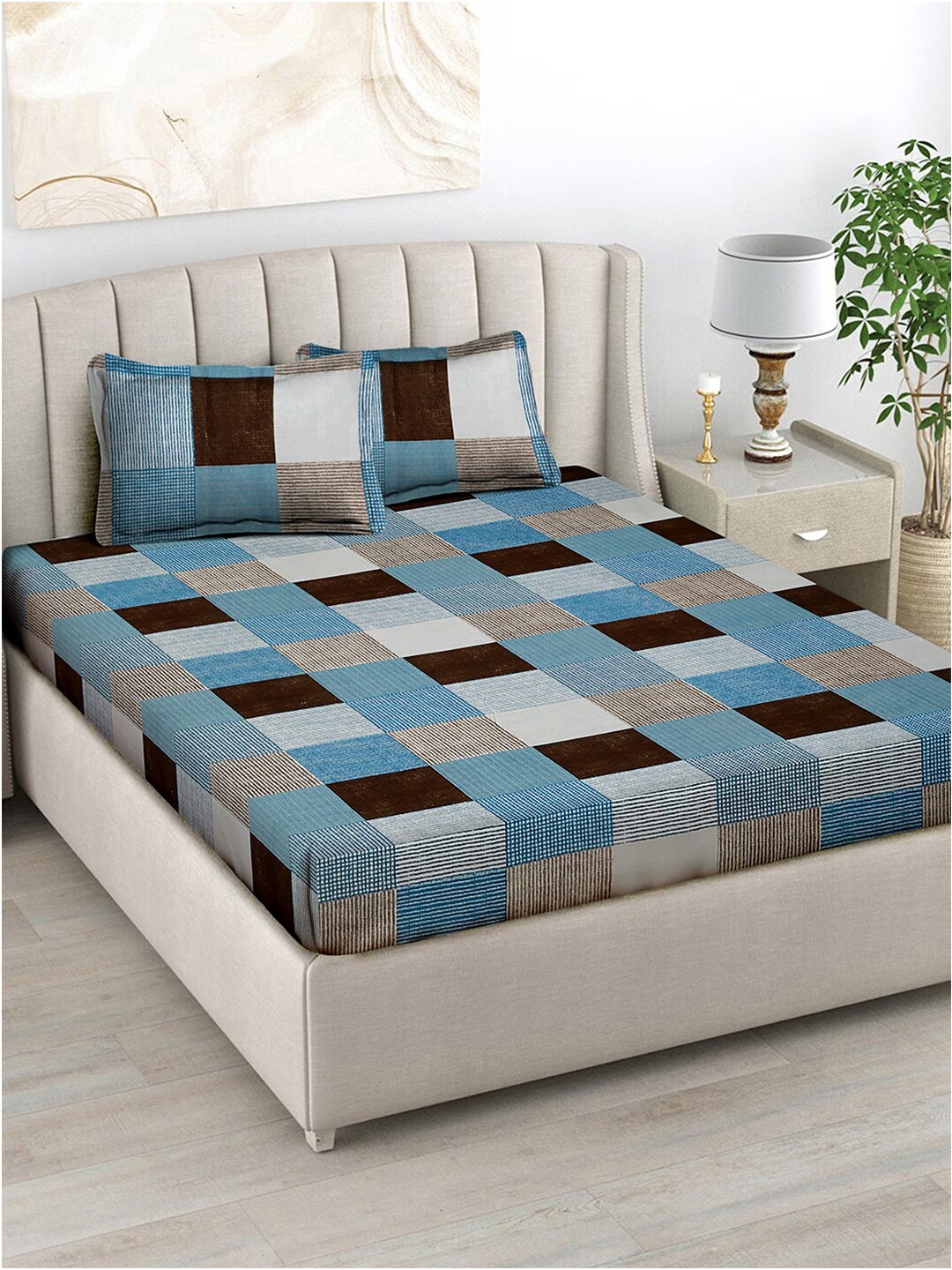 

FABINALIV Blue & Brown Geometric Print 300 TC King Size Fitted Bedsheet & 2 Pillow Covers