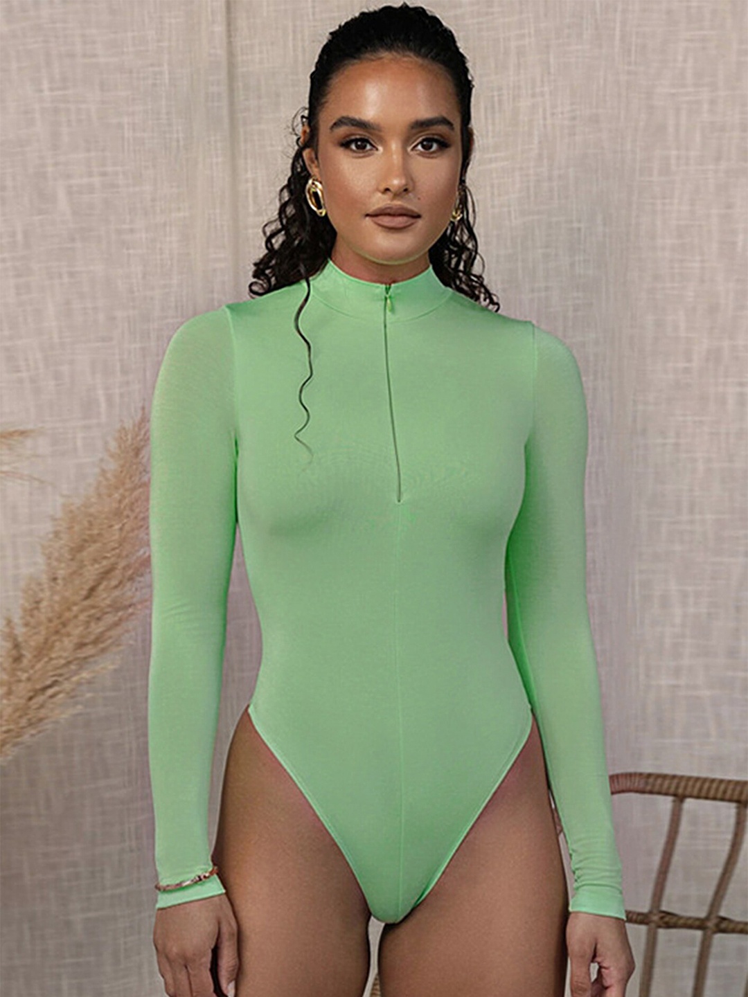 

LULU & SKY Round Neck Bodysuit, Green