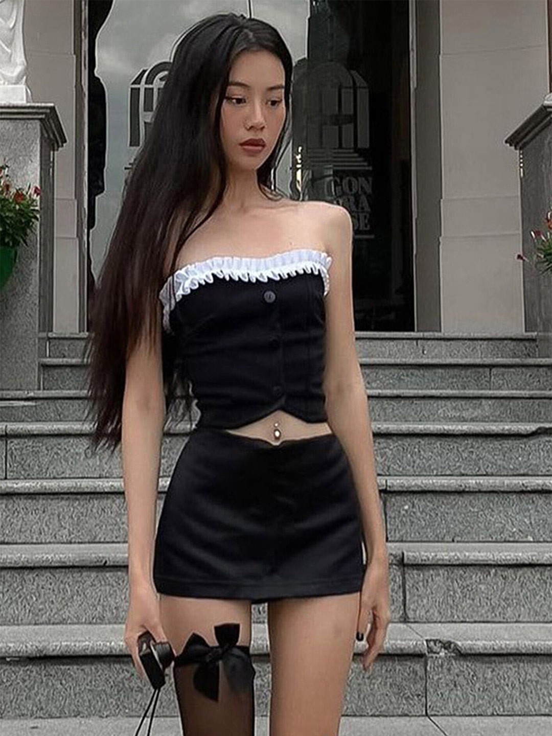 

LULU & SKY Black Off-Shoulder Bardot Crop Top
