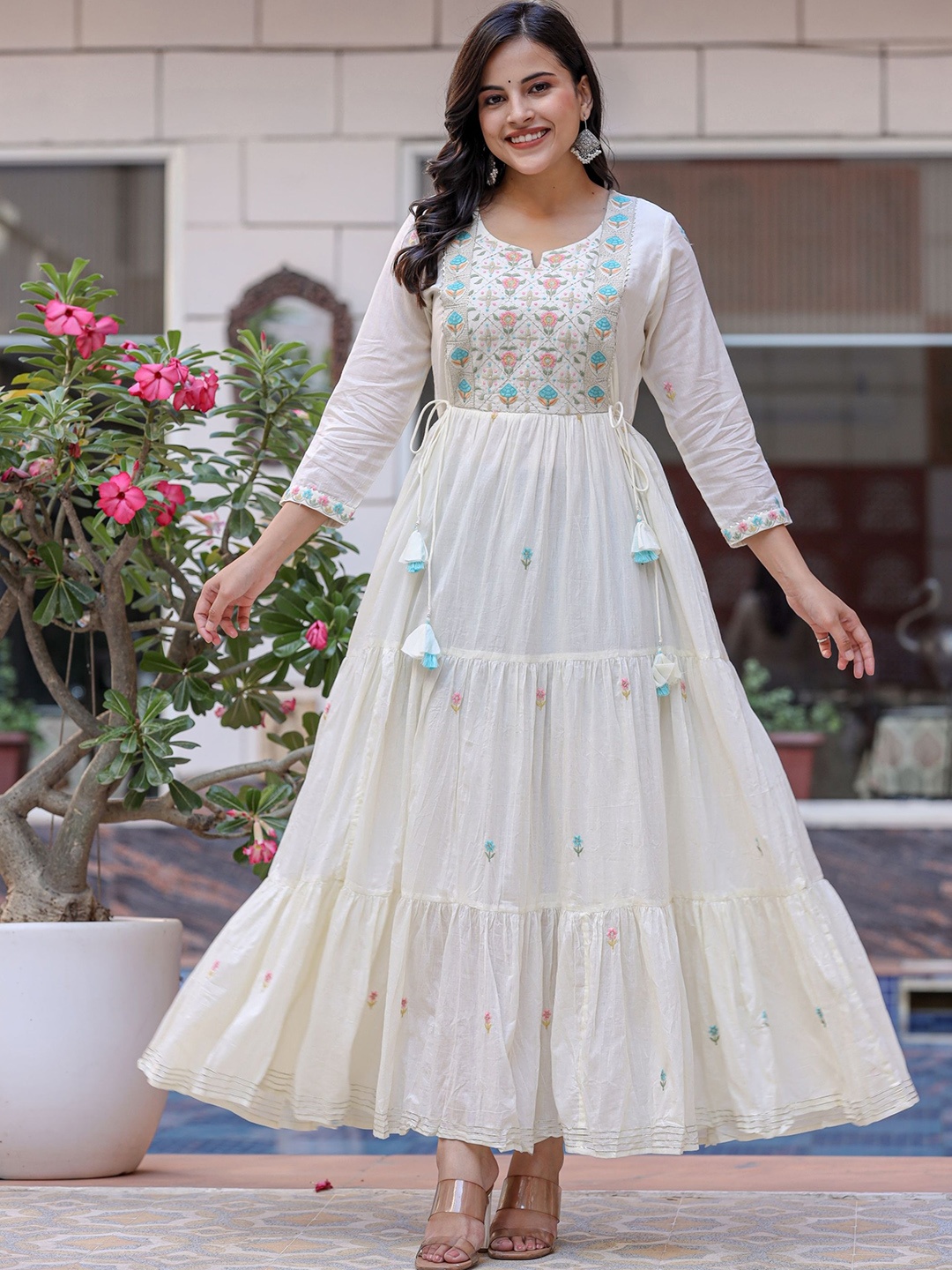 

KAAJH Floral Embroidered Notched Neck Tiered Cotton Ethnic Dress, Off white