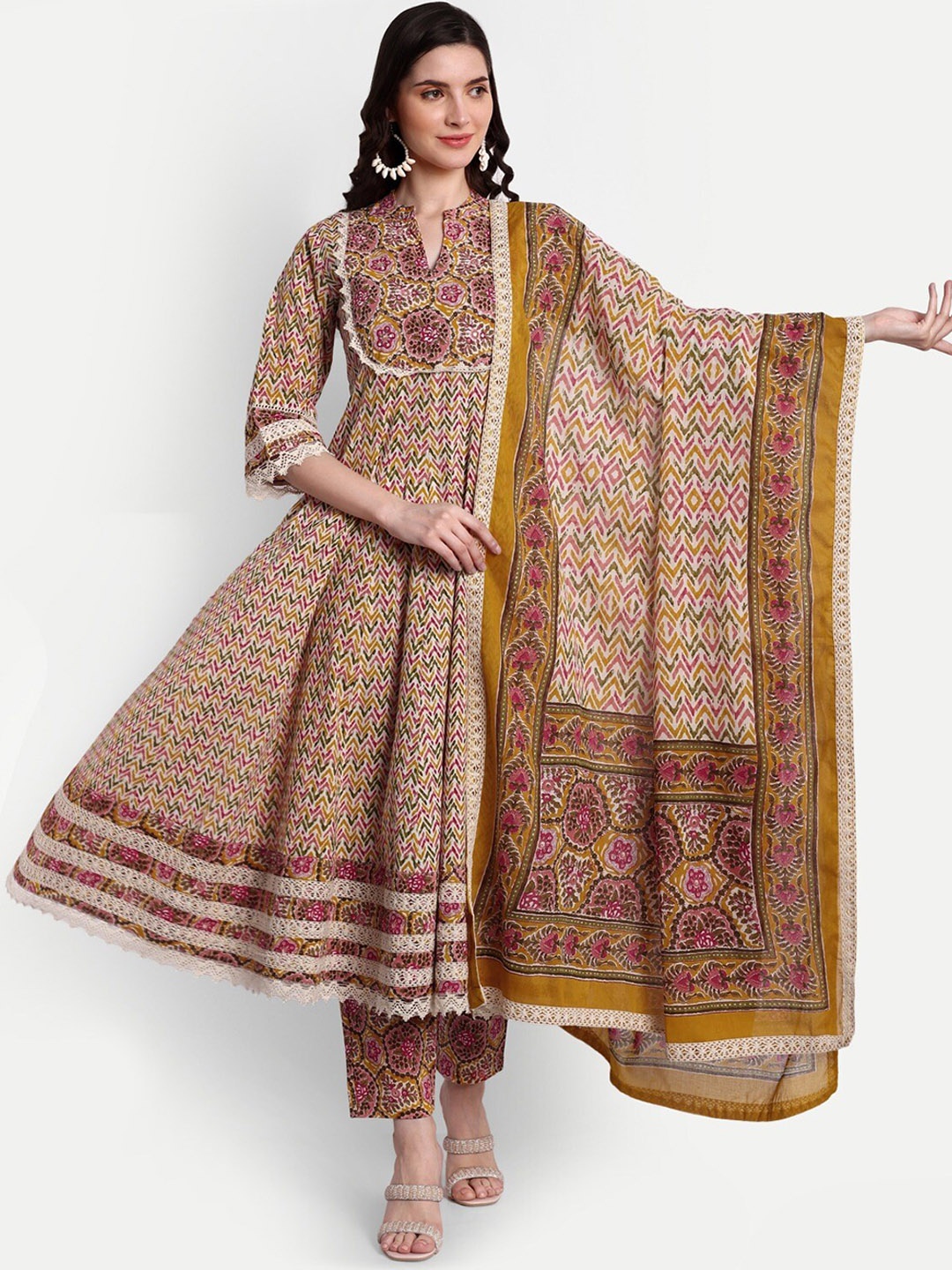 

githaan Ethnic Motifs Printed Regular Pure Cotton Kurta with Trousers & Dupatta, Yellow