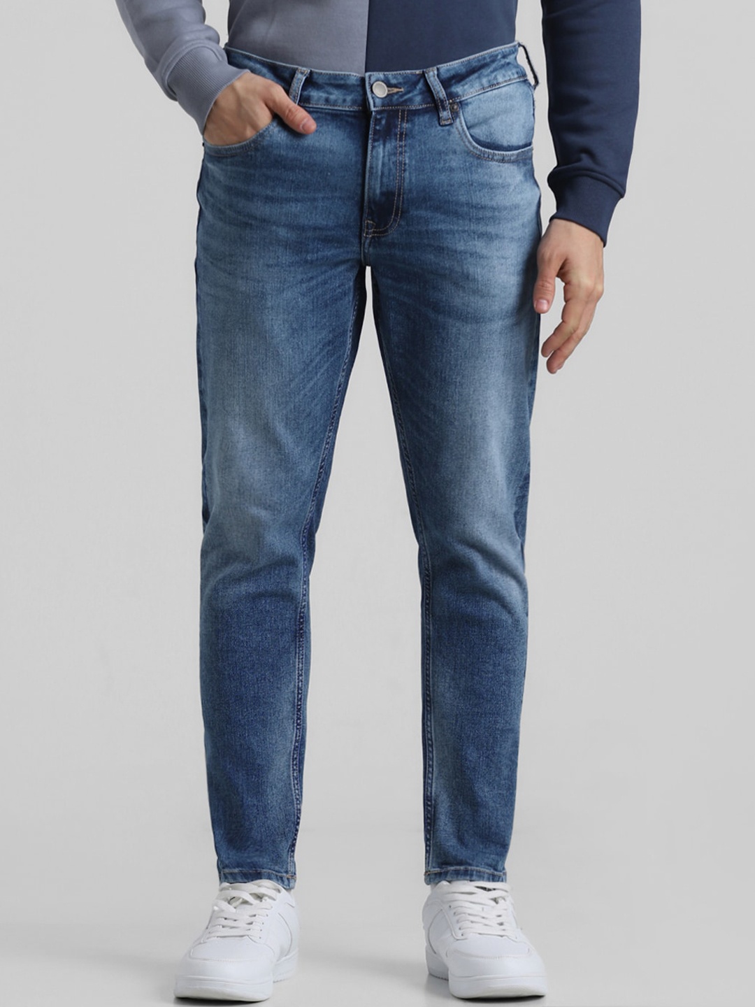 

Jack & Jones Men Slim Fit Clean Look Heavy Fade Stretchable Jeans, Blue